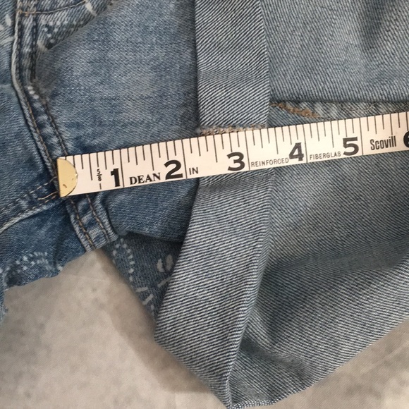 Lucky Brand Ladies Denim Blue Shorts Size 8/29 - Picture 4 of 6